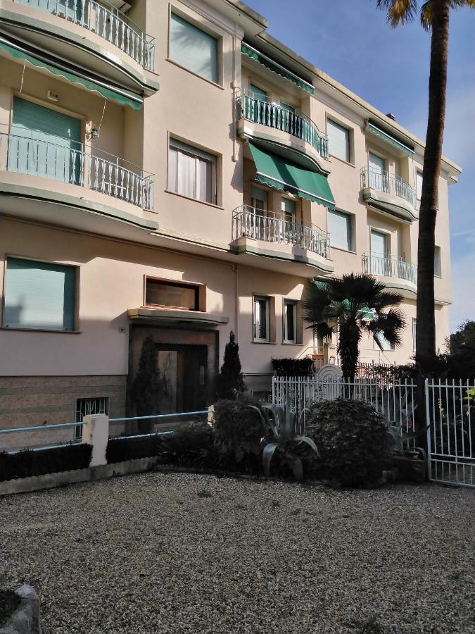 La Piccola Florida Apartment Sanremo Exterior foto